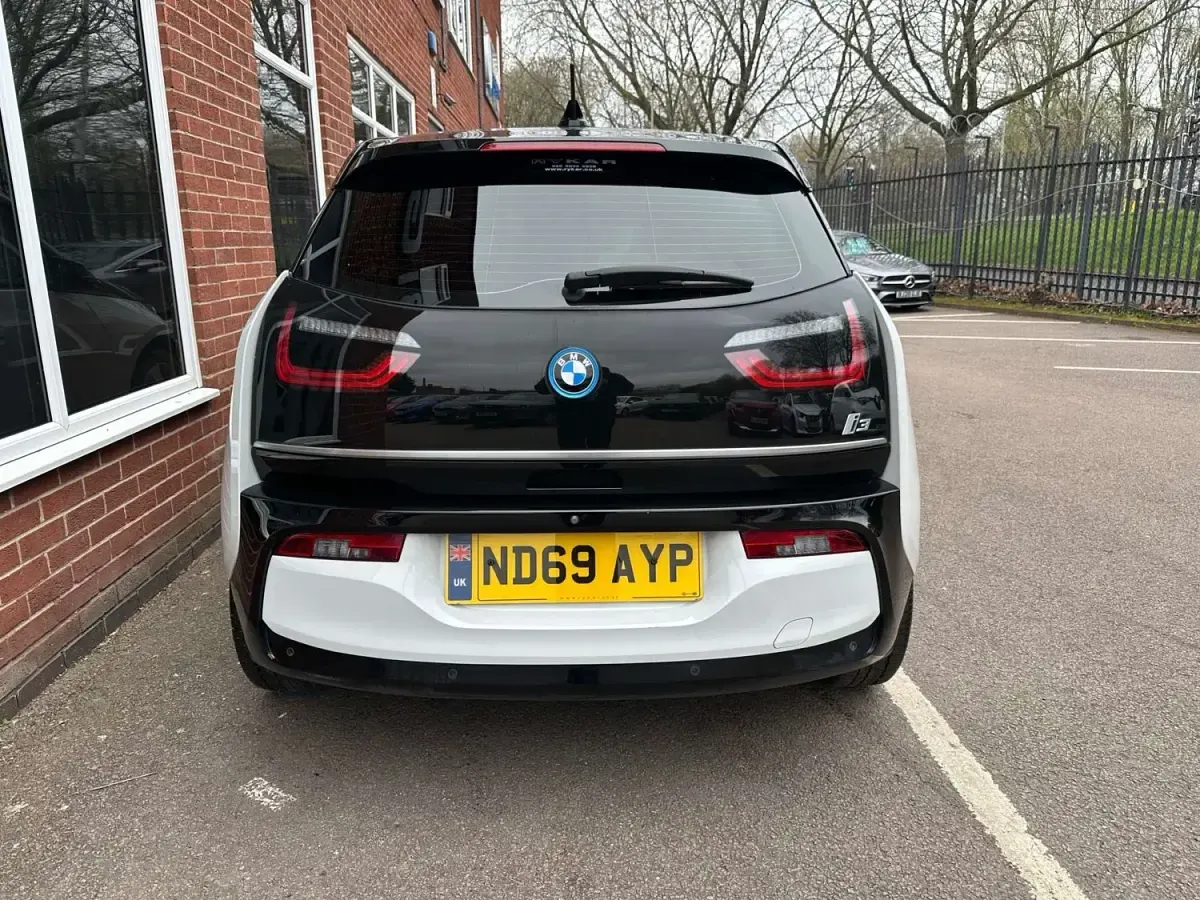 Usado BMW i3 Comfort Edition 125 kW (170 CV) 2019 Blanco Utilitario