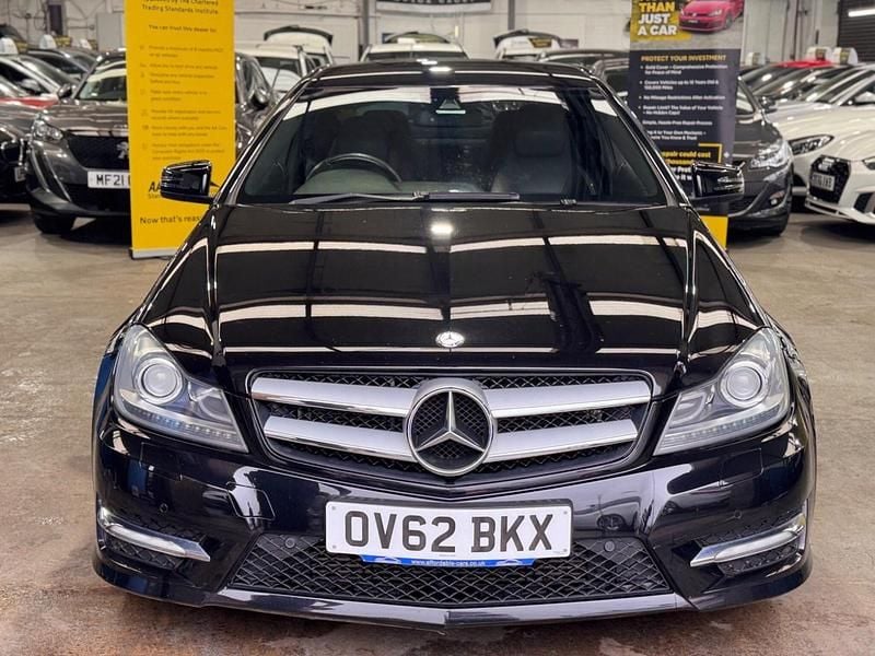 Used Mercedes C220 AMG 170 HP (125 kW) 2012 Black Coupe