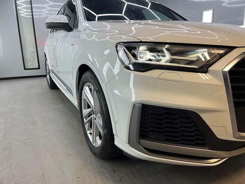 Used Audi Q7 S-Line 340 HP (250 kW) 2022 White SUV