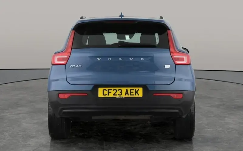Used Volvo XC40 Plus 211 HP (155 kW) 2023 Blue SUV