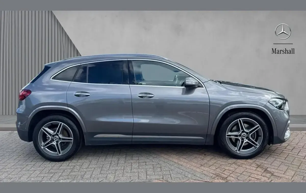 Used Mercedes GLA200 Executive 161 HP (118 kW) 2024 Grey SUV