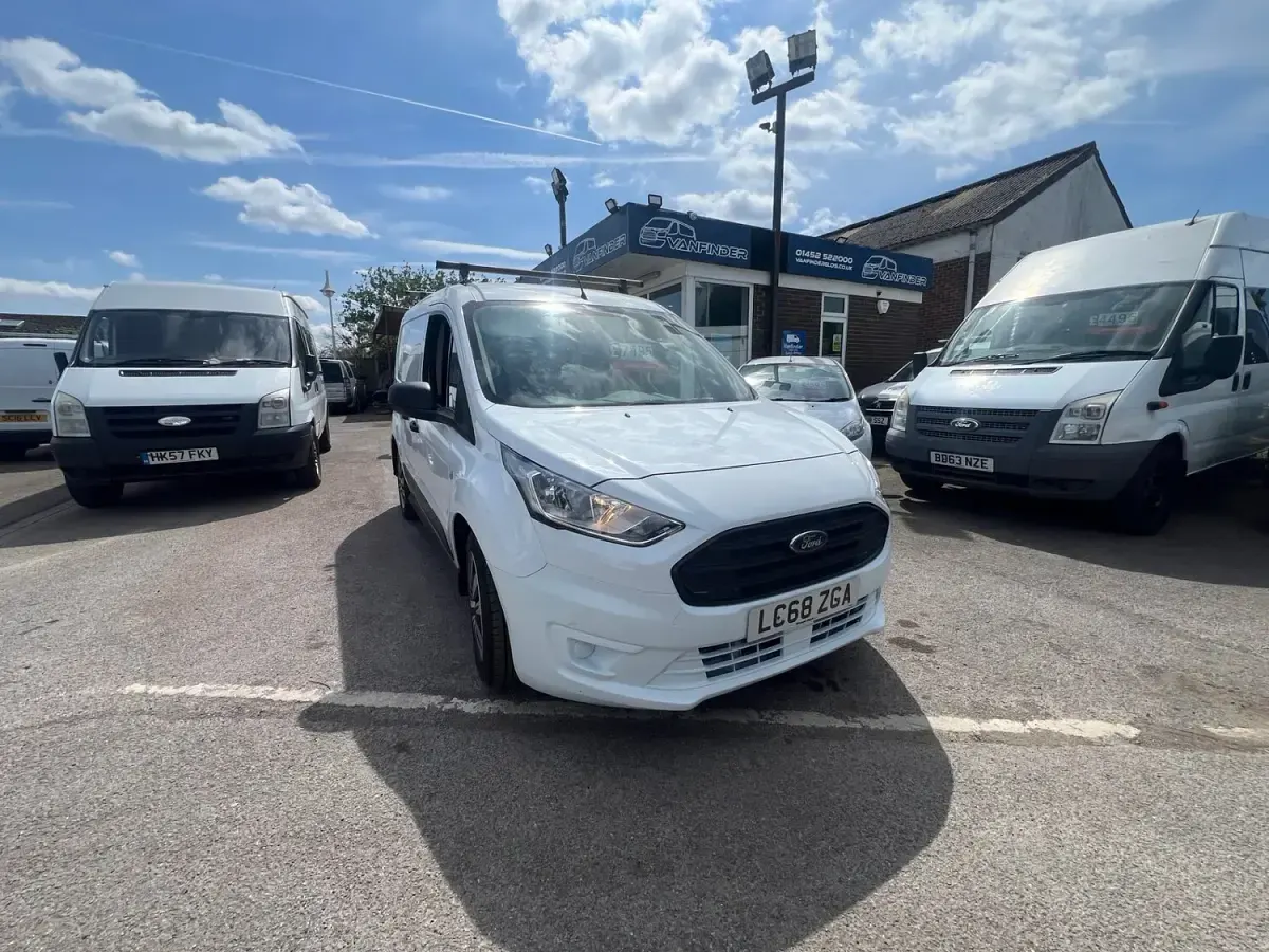 Used Ford Transit Connect 2019 White MPV