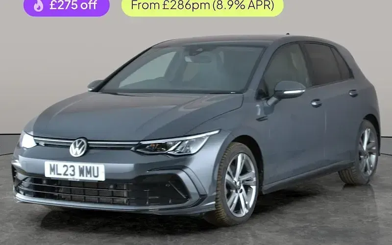 Second-hand VW Golf VIII R-line 150 CP (110 kW) 2023 Hatchback