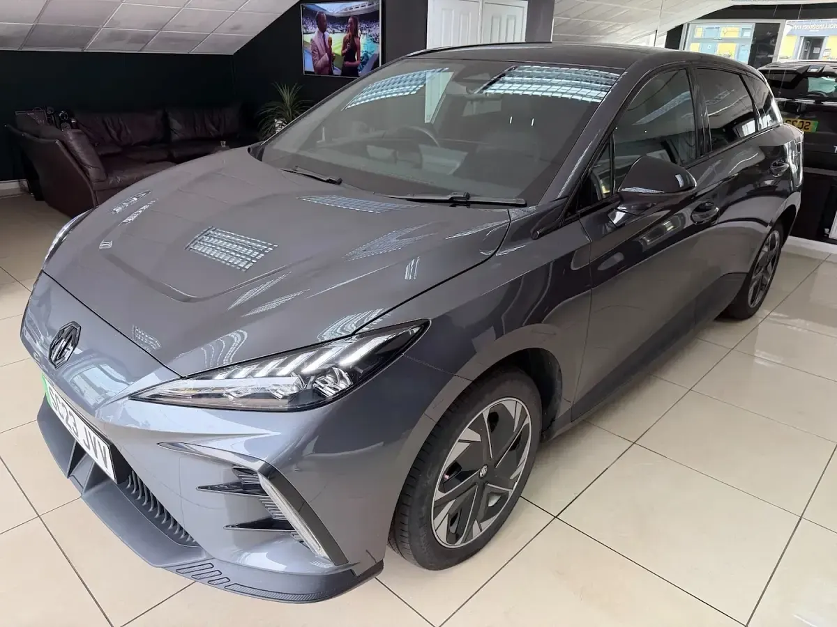 Used MG MG4 EV Trophy 2023 Grey Hatchback