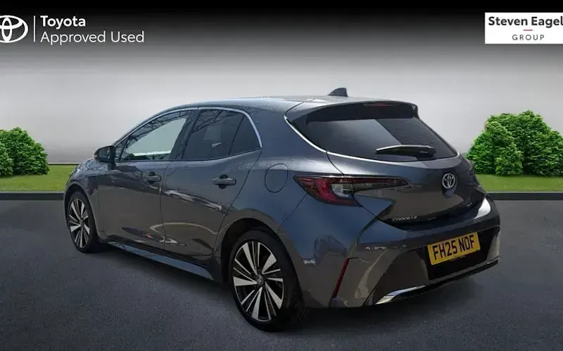 Used Toyota Corolla Design 140 HP (102 kW) 2026 Hatchback