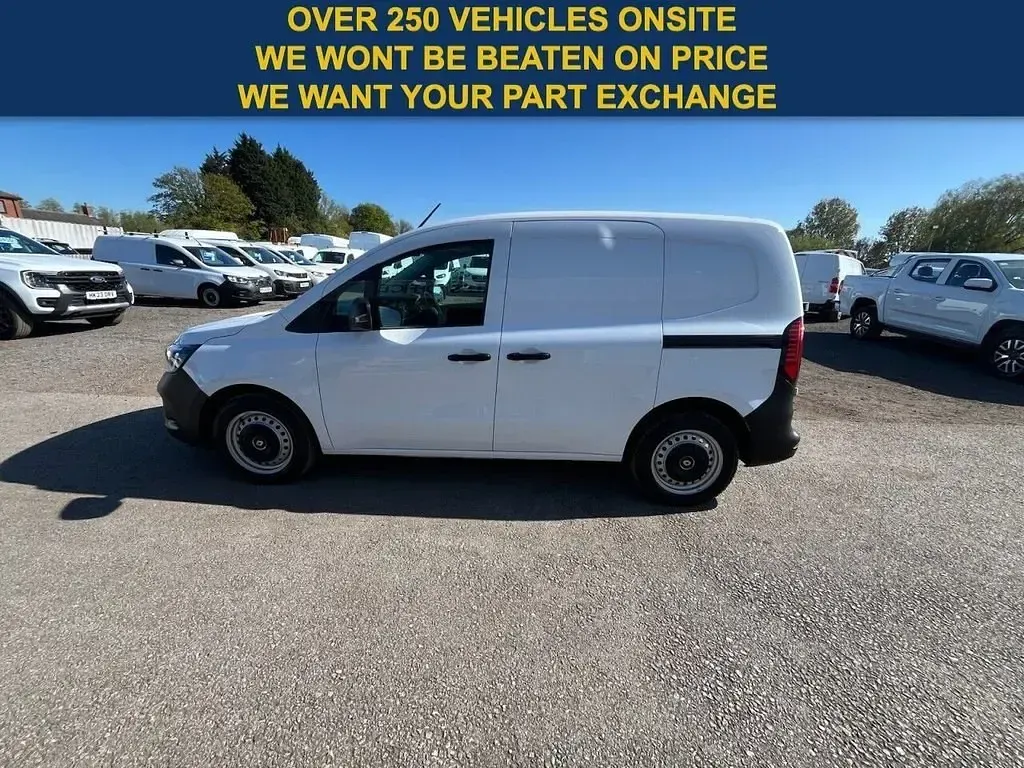 Gebraucht Renault Kangoo 89 kW (122 PS) 2024 Weiß Van / Kleinbus