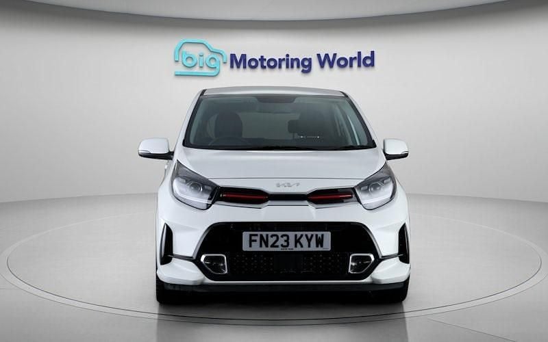 Used Kia Picanto GT-Line 67 HP (49 kW) 2023 White Hatchback