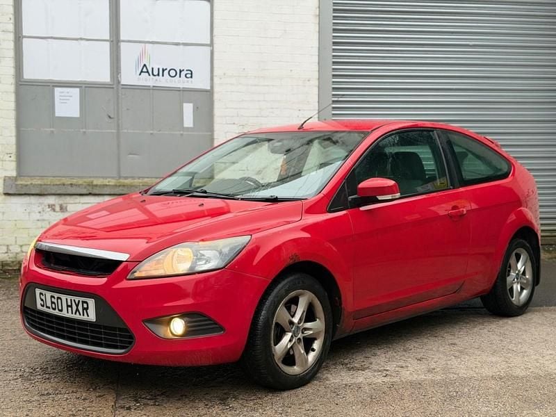 Used Ford Focus Zetec 2010 Red Hatchback