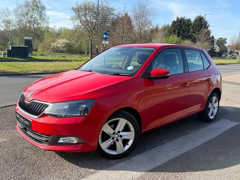 Used Skoda Fabia SE L 90 HP (66 kW) 2015 Red Hatchback