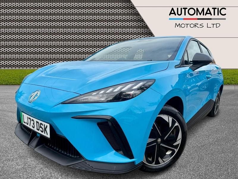 Used MG MG4 EV SE 63 kW (87 HP) 2023 Blue Hatchback