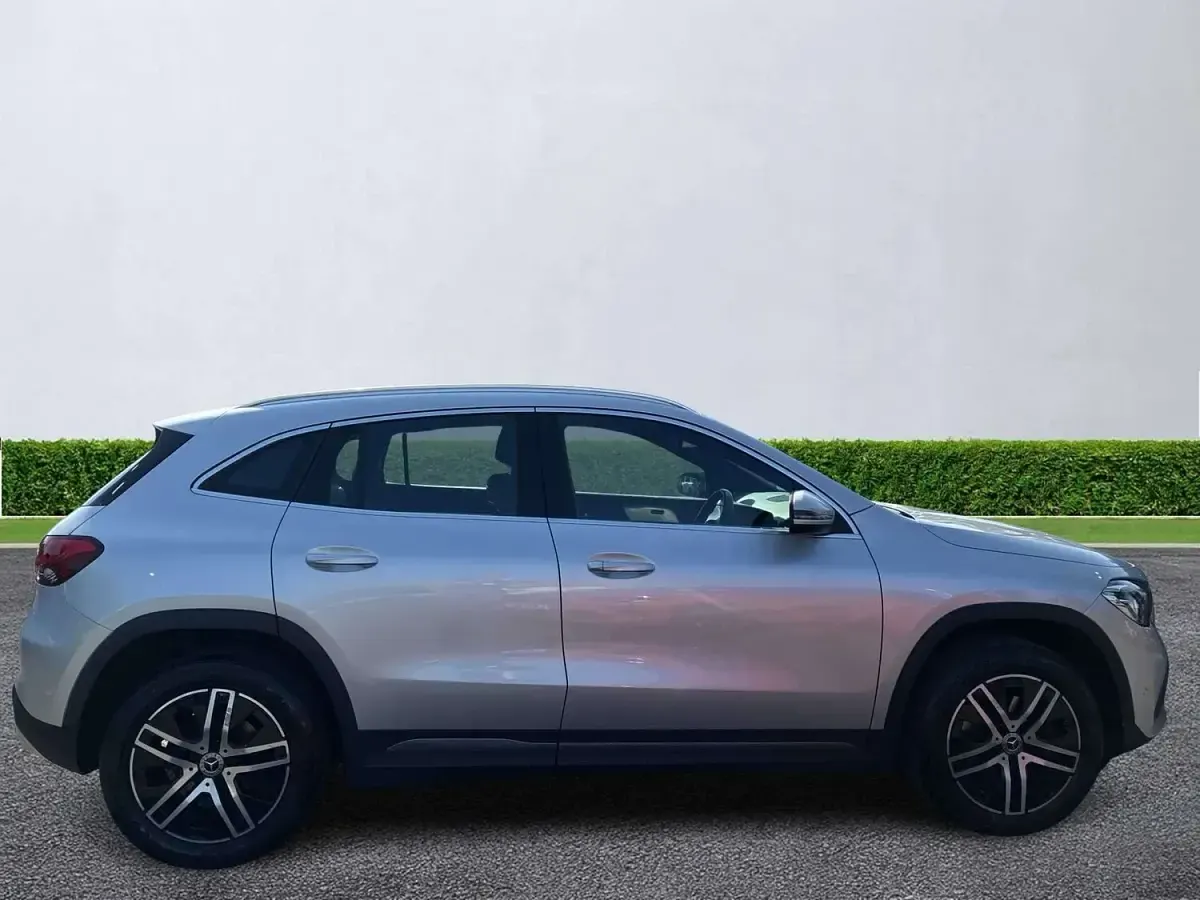 Used Mercedes GLA200 Executive 2020 Silver SUV