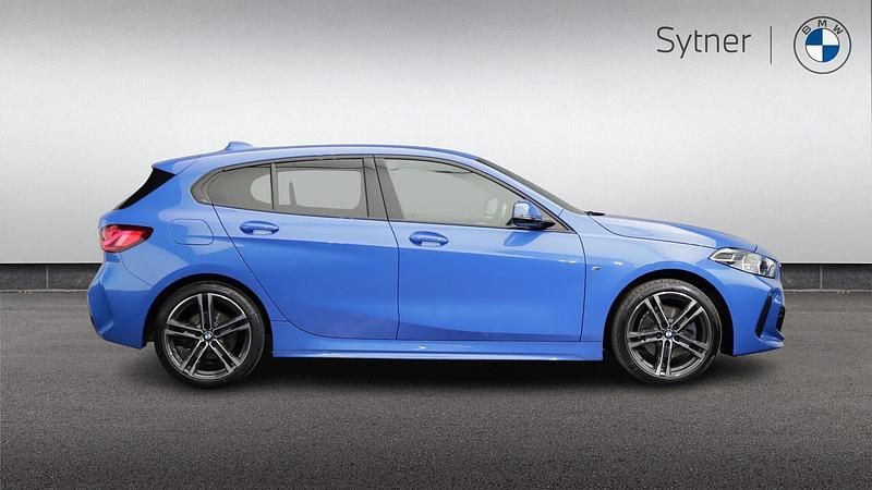 Used BMW 118 M Sport 134 HP (98 kW) 2023 Blue Hatchback