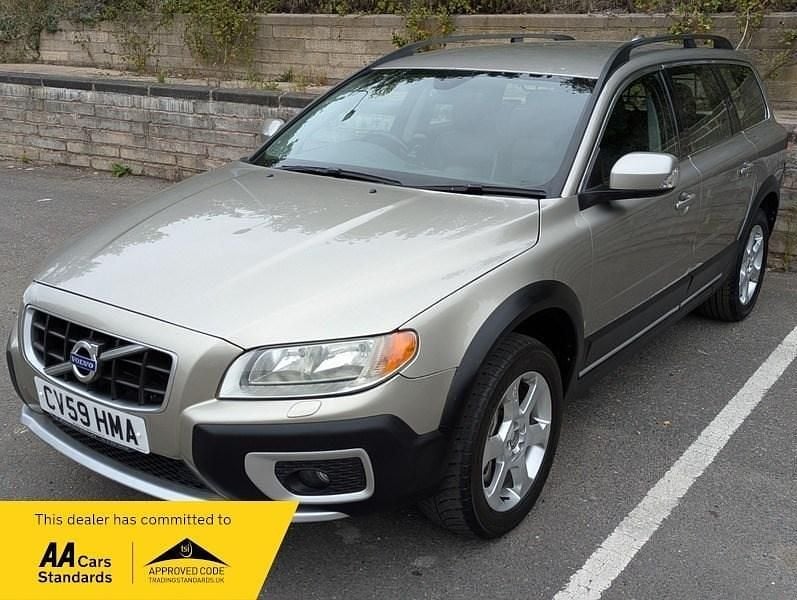 Gold Used 2009 Volvo XC70 SE SUV | £5,249 (Expensive) - Image 1/4