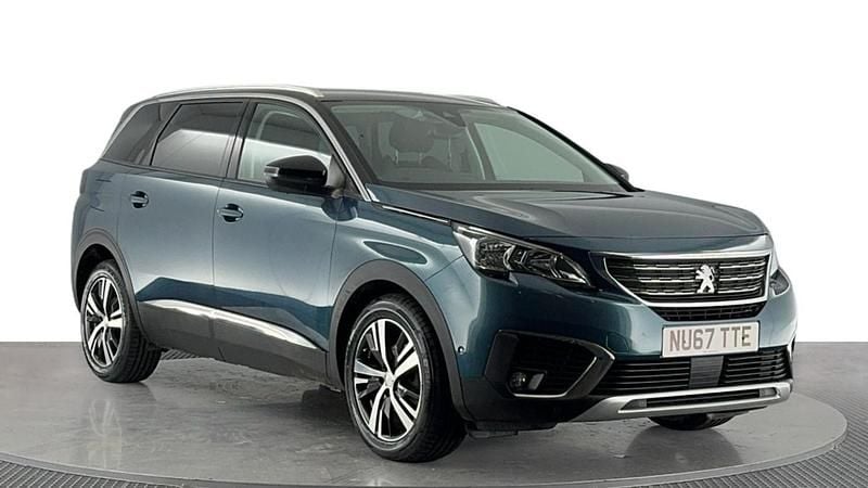 Used Peugeot 5008 Allure 120 HP (88 kW) 2017 Green Hatchback