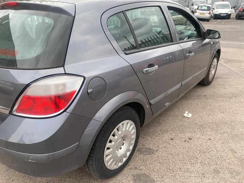 Used Vauxhall Astra 2007 Grey Hatchback