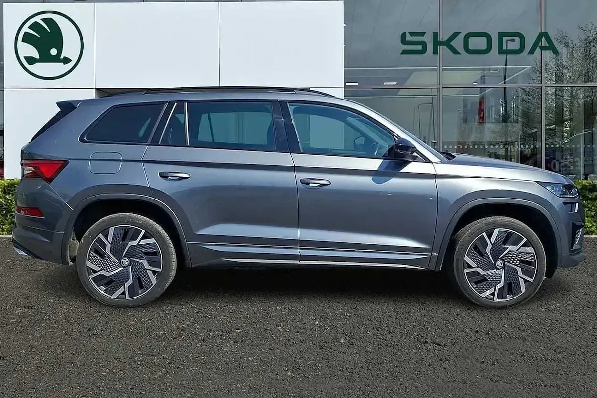 Used Skoda Kodiaq vRS 241 HP (177 kW) 2023 Grey SUV