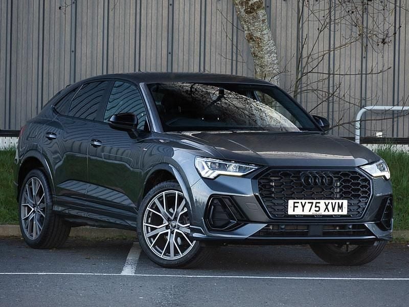 New Audi Q3 Black Edition 150 HP (110 kW) 2025 Grey SUV