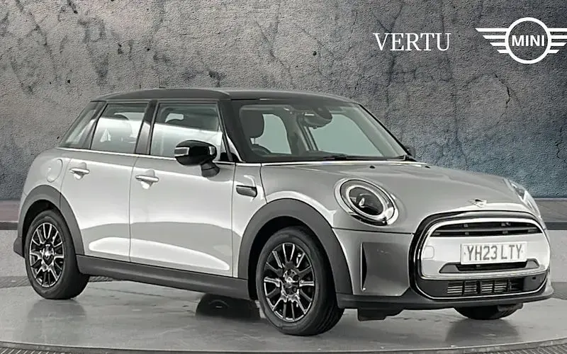 Used Mini Cooper Classic 136 HP (100 kW) 2022 Hatchback