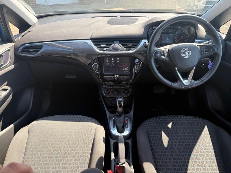 Second-hand Vauxhall Corsa 90 CP (66 kW) 2019 Albastru Hatchback