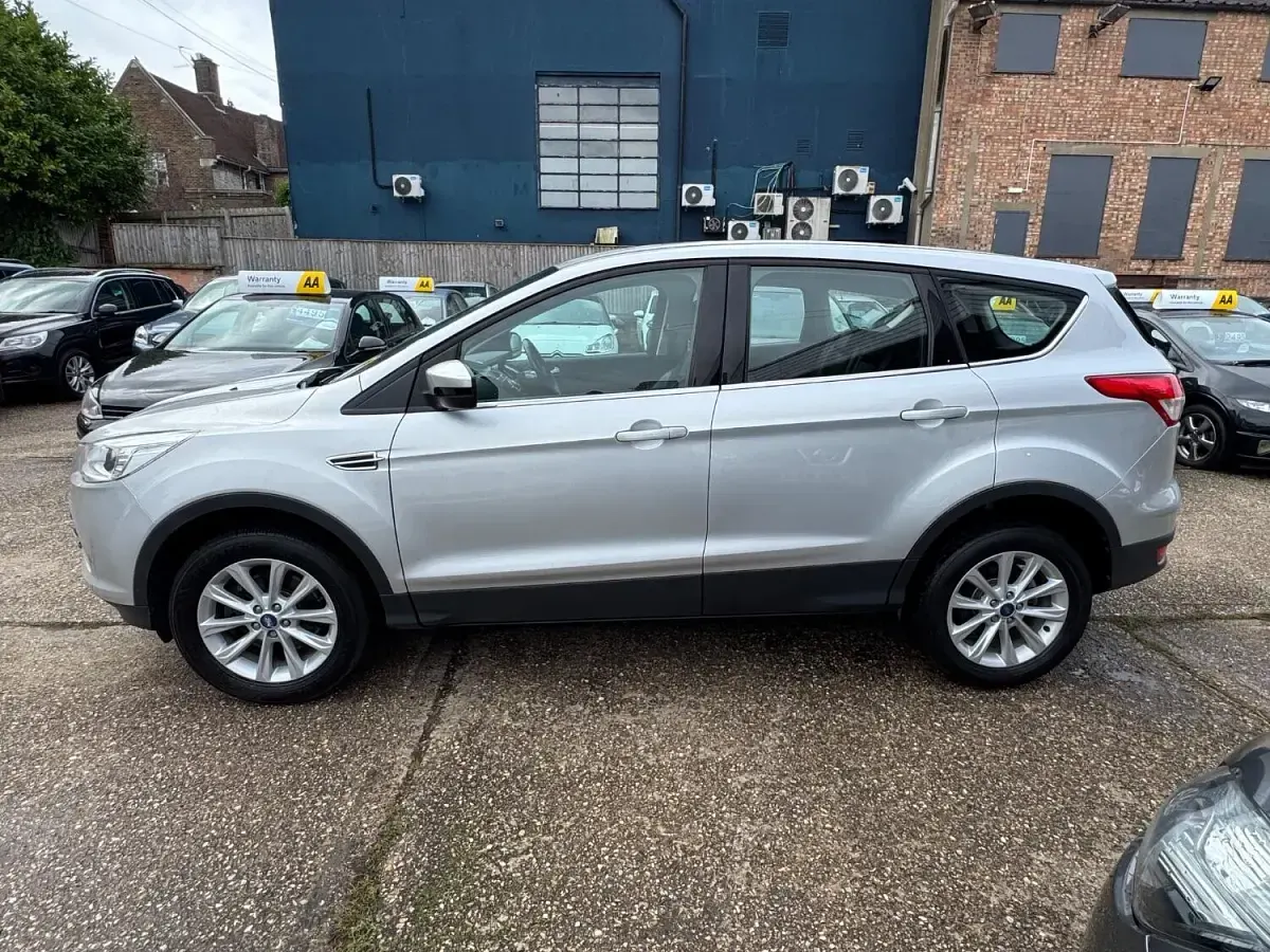 Used Ford Kuga Titanium 180 HP (132 kW) 2015 Silver SUV
