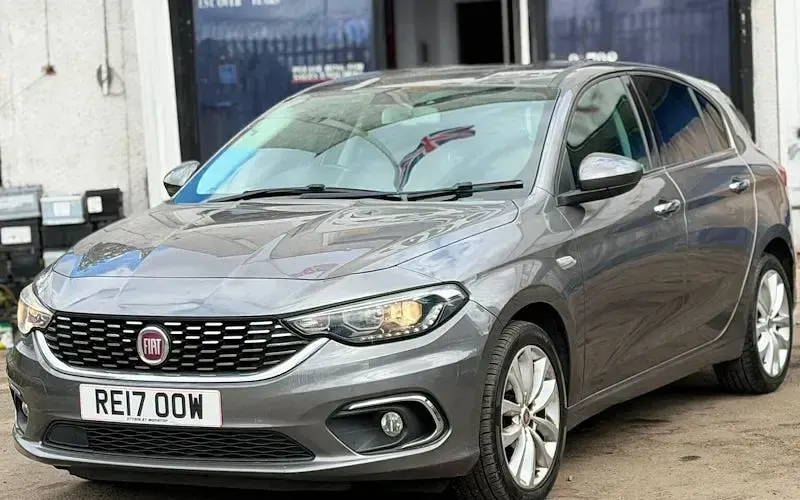 Used Fiat Tipo Lounge 120 HP (88 kW) 2021 Hatchback