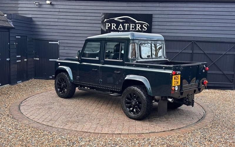 Usado Land Rover Defender 124 HP (91 kW) 2015 Pickup