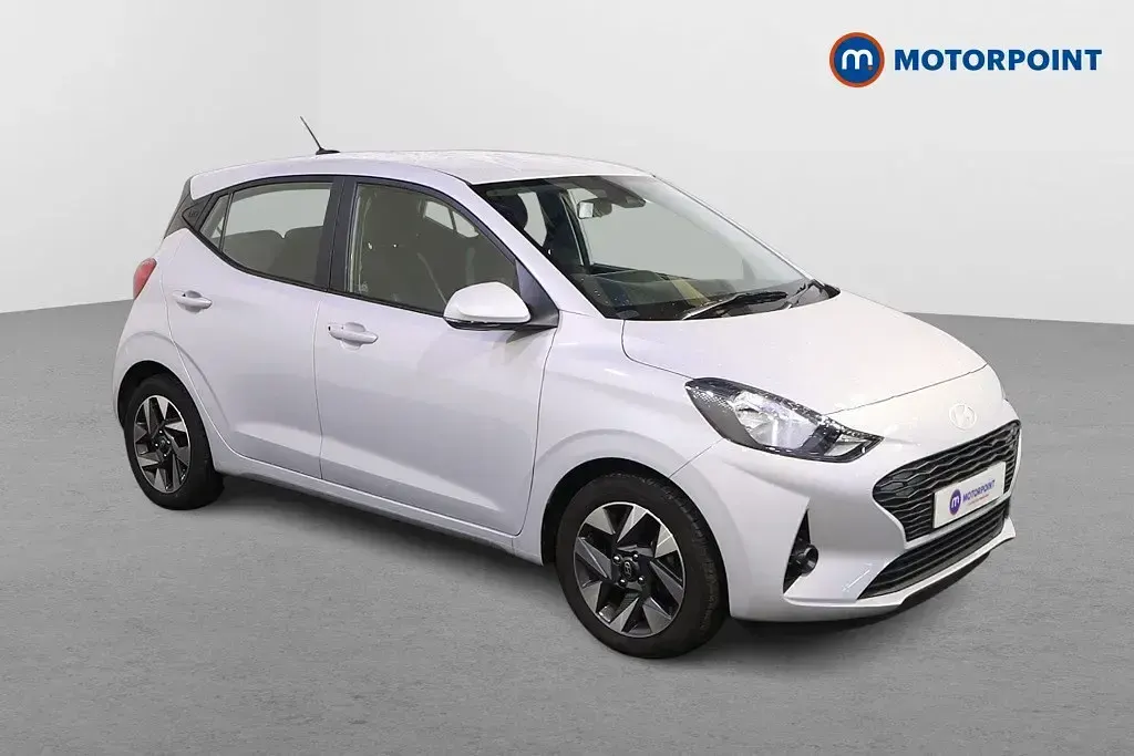 Begagnad Hyundai i10 Advanced 63 HK (46 kW) 2025 Halvkombi