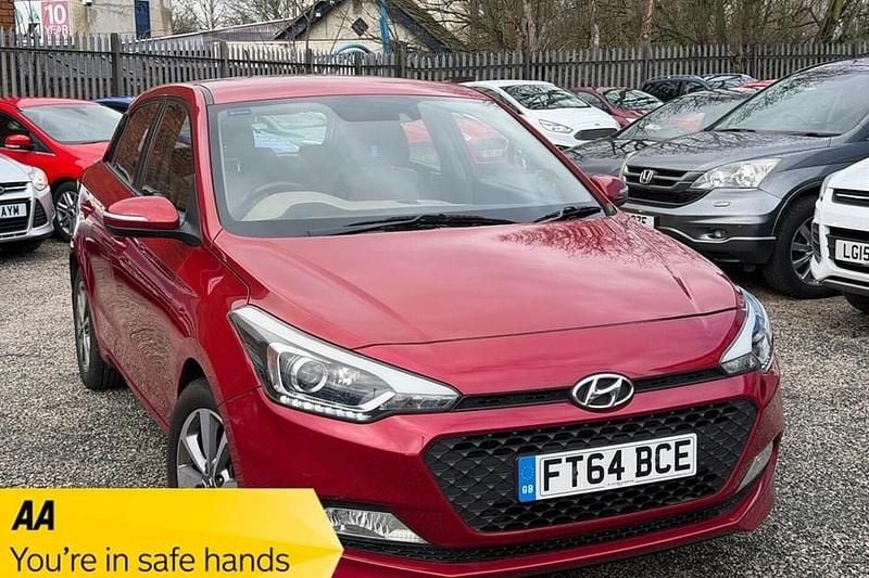 Used Hyundai i20 SE 2015 Red Hatchback
