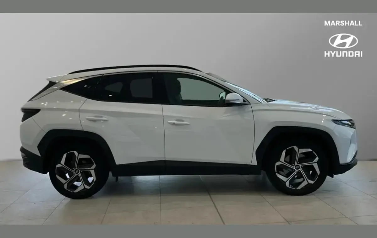 Used Hyundai Tucson Premium 230 HP (169 kW) 2022 White  SUV