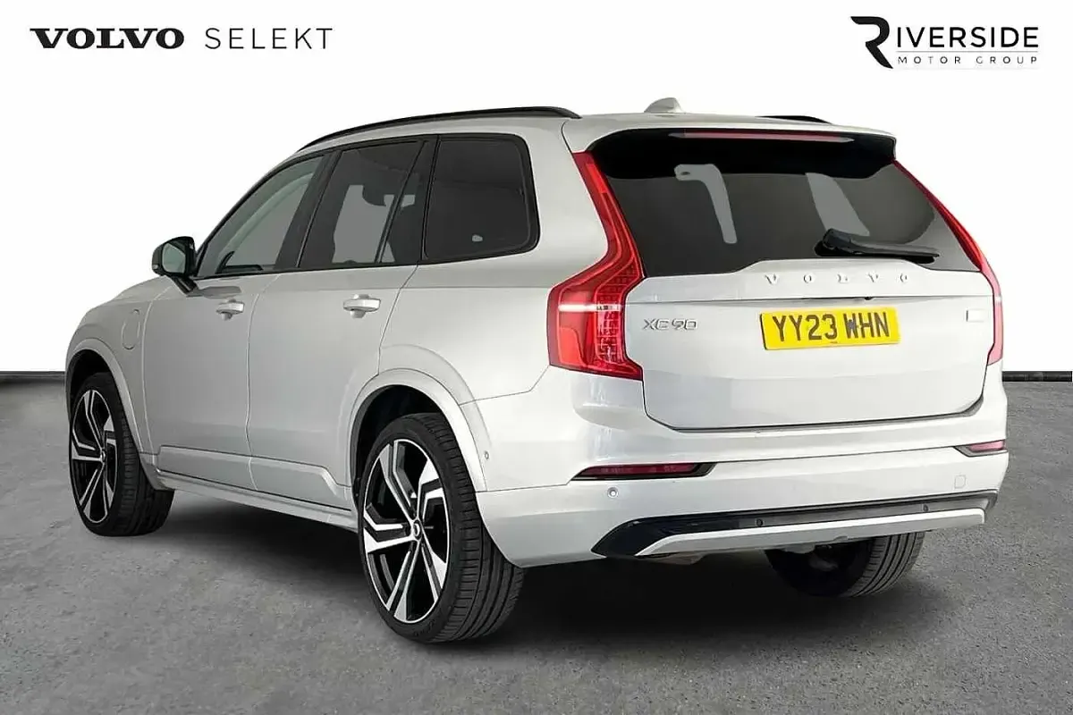 Used Volvo XC90 Ultimate 455 HP (334 kW) 2023 Silver dawn SUV
