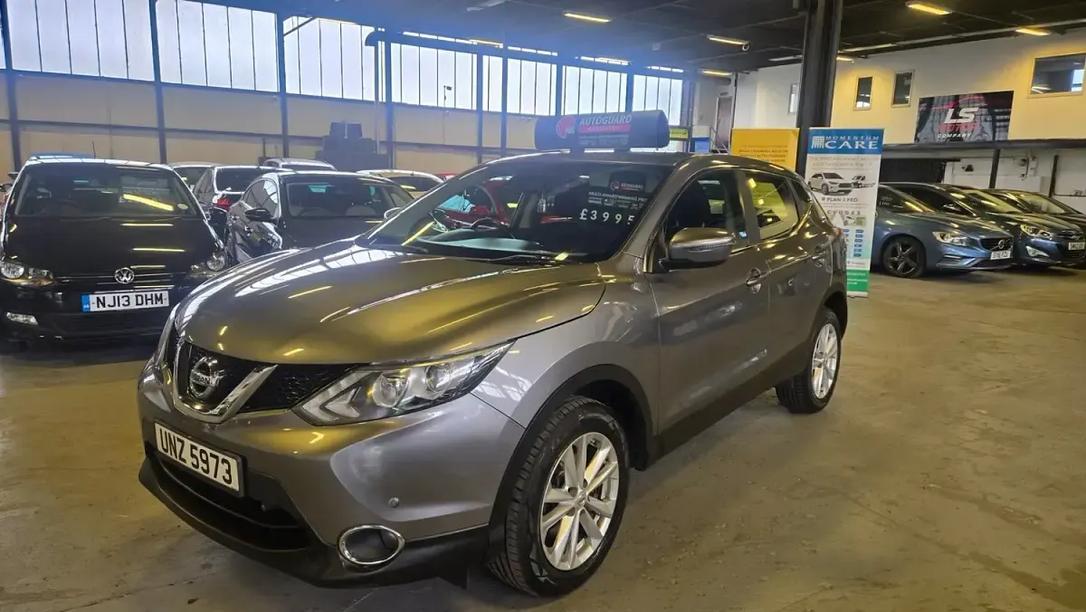 Used Nissan Qashqai Acenta 110 HP (80 kW) 2014 Grey SUV