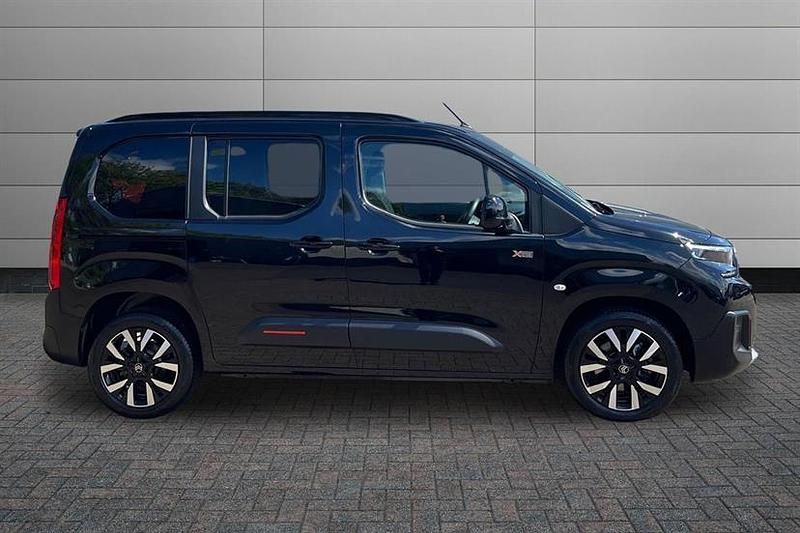 Used Citroën e-Berlingo 100 kW (136 HP) 2025 Black MPV