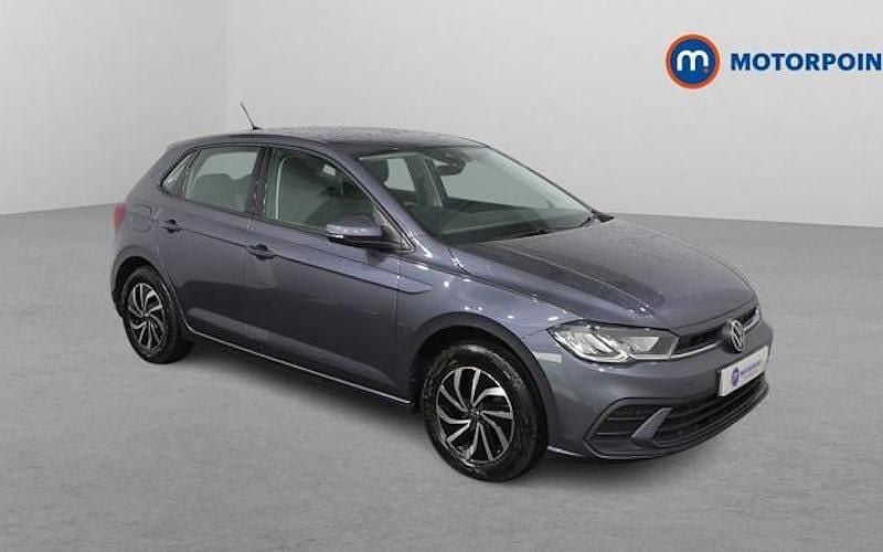 Used VW Polo Life 80 HP (58 kW) 2024 Grey Hatchback