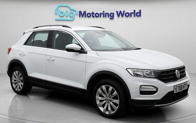 Used 2021 VW T-Roc SE SUV | £15,322 (Good price) - Image 1/4