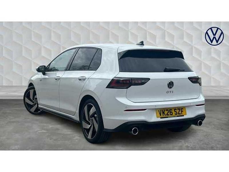 Używany VW Golf VIII GTI 265 KM (194 kW) 2026 Biały Hatchback