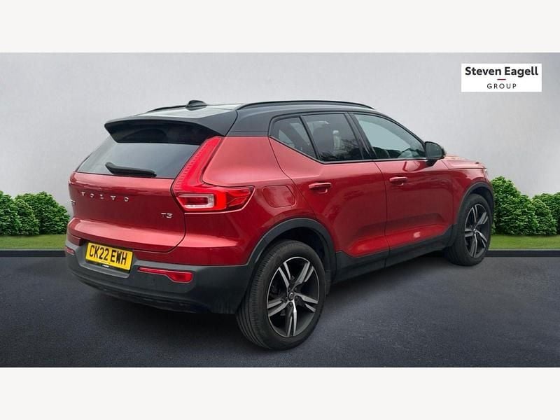 Used Volvo XC40 R-Design 2022 Red SUV