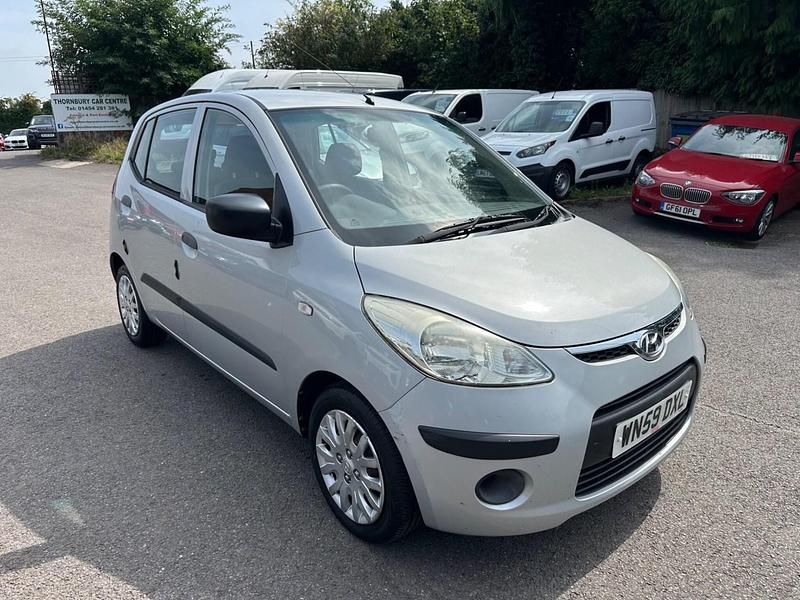 Silver Used 2009 Hyundai i10 Classic Hatchback | £2,999 (Fair price) - Image 1/4
