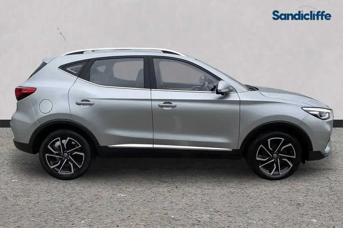 Second-hand MG ZS Exclusive 196 CP (144 kW) 2021 Argintiu SUV