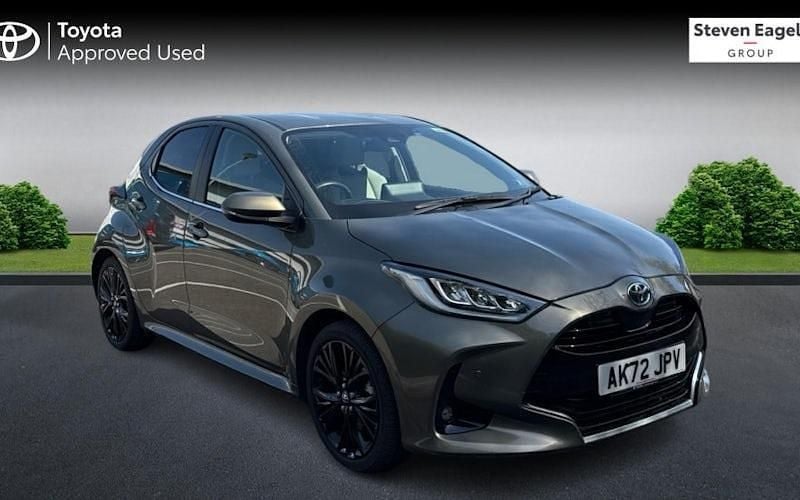 Usado Toyota Yaris Hybrid 116 HP (85 kW) 2025 Citadino