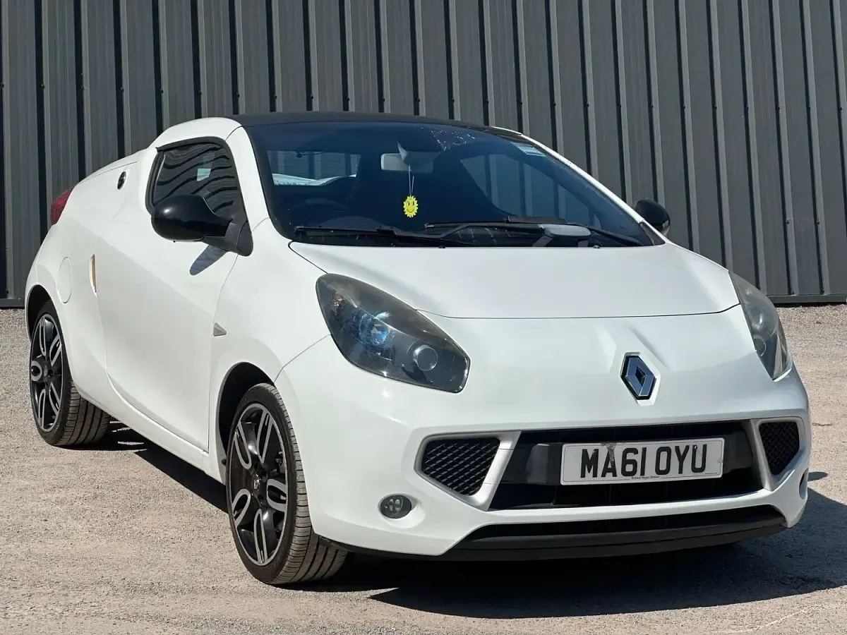 Used Renault Wind GT-Line 2011 White Cabriolet