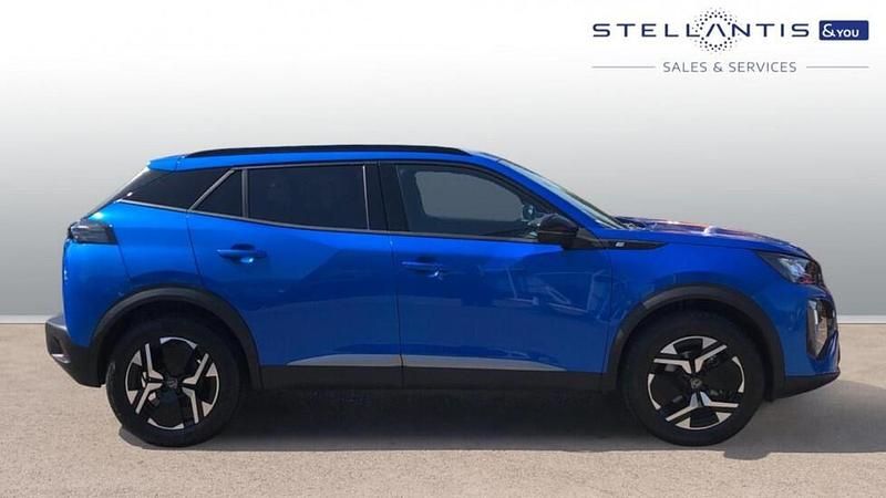 Used Peugeot e-2008 Allure 98 kW (134 HP) 2024 Blue SUV