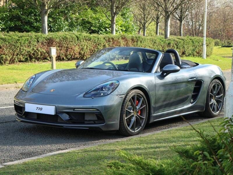 Vanadium grey metallic New 2025 Porsche 718 Boxster S | £82,490 - Image 1/4