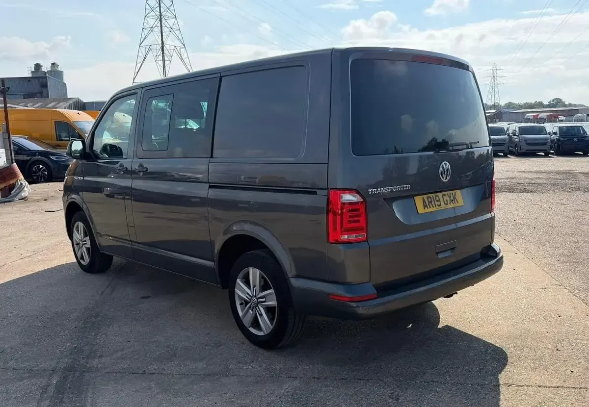 Used VW Transporter Highline 201 HP (147 kW) 2019 Grey Van