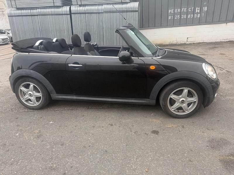 Black Used 2009 Mini Cooper Cabriolet Cabriolet | £2,500 (Good price) - Image 1/4