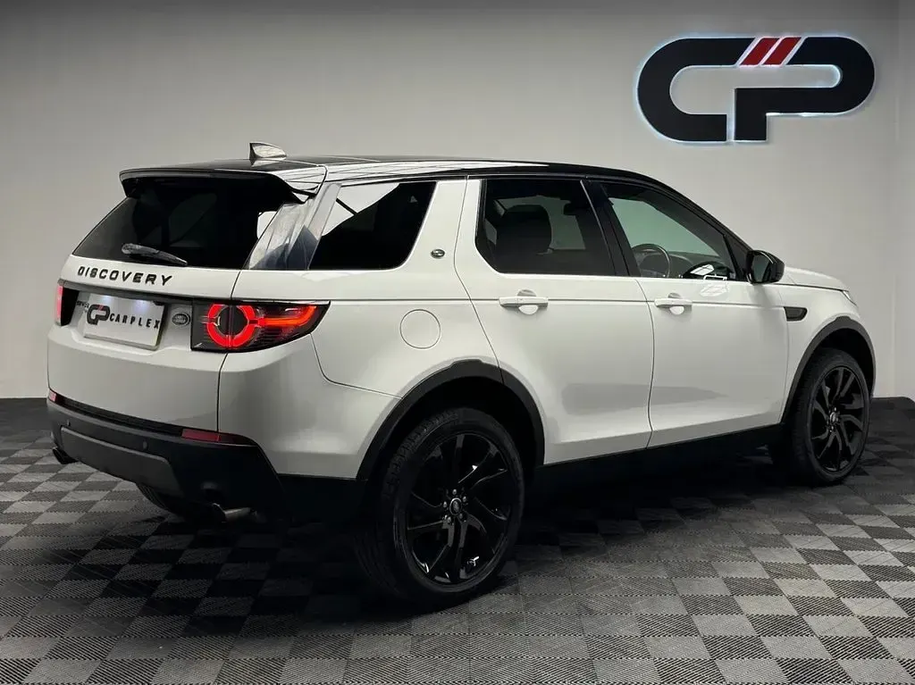 Used Land Rover Discovery Sport HSE 2018 White SUV