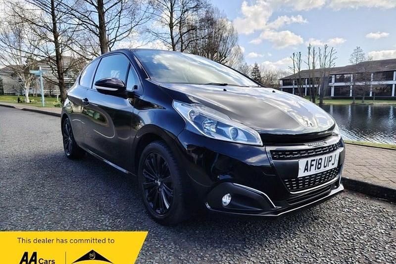 Used Peugeot 208 82 HP (60 kW) 2018 Black Hatchback