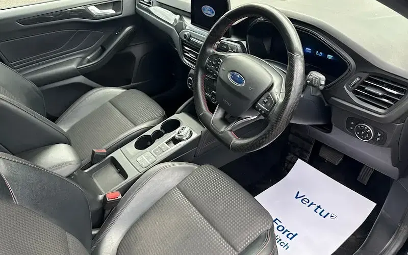 Used Ford Focus ST-Line X 125 HP (91 kW) 2021 Black Hatchback