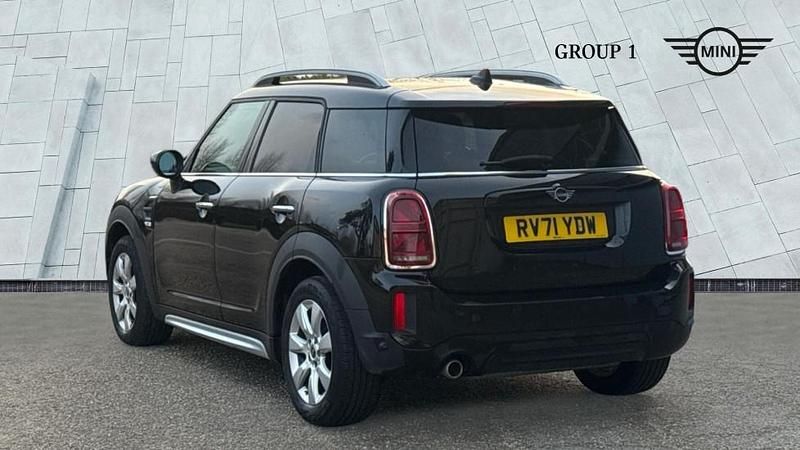 Used Mini Cooper Countryman Classic 136 HP (100 kW) 2021 Black SUV