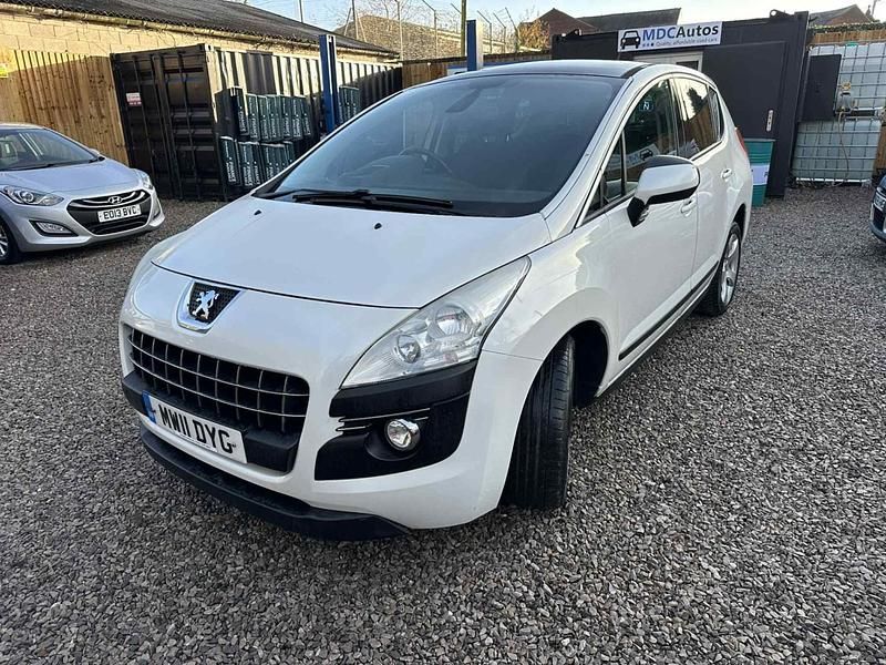 Used Peugeot 3008 Envy 112 HP (82 kW) 2011 White Hatchback