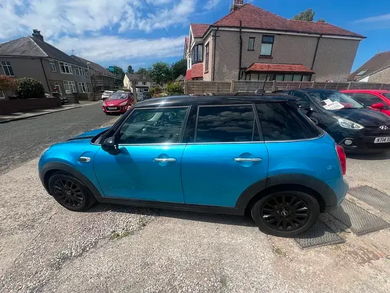 Used Mini Cooper D 116 HP (85 kW) 2016 Blue Hatchback